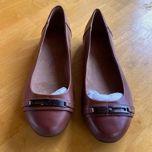 Dark brown easyspirit size 6 1/2 wide leather Mary Jane shoes